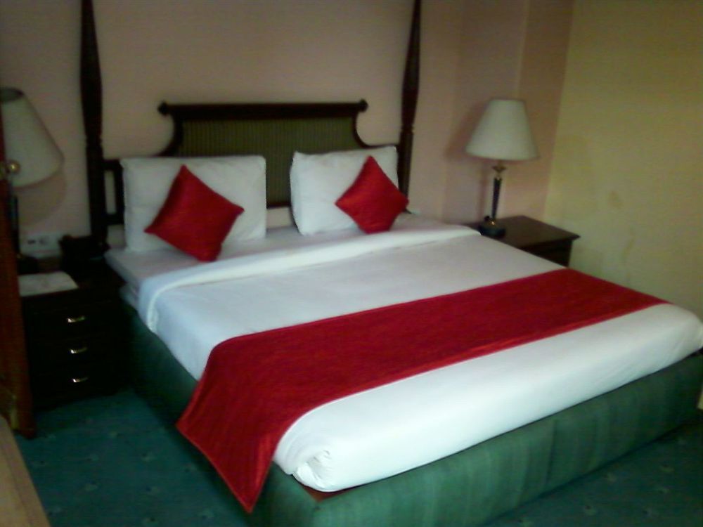 OYO 3865 Hotel Corporate Park Neu-Delhi Exterior foto